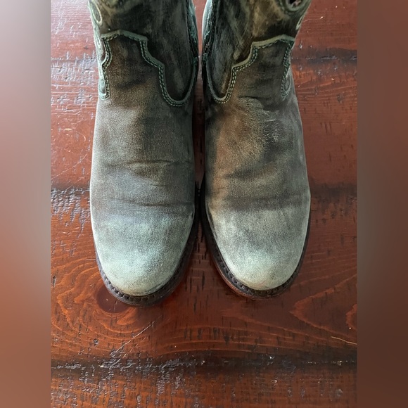 Independent Boot Company Darcy Turquoise Booties size 7 GC - Picture 4 of 14